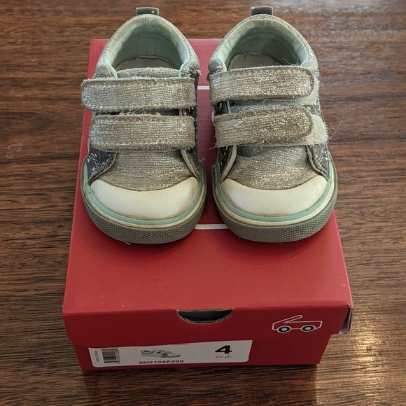 See Kai Run Robyne Sneakers - Size 4 - Picture 3 of 6